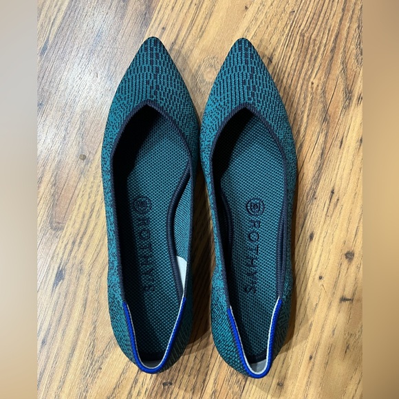 Rothy's Points in "Spruce Python," teal and navy, NWOB, size 8 - Picture 14 of 14